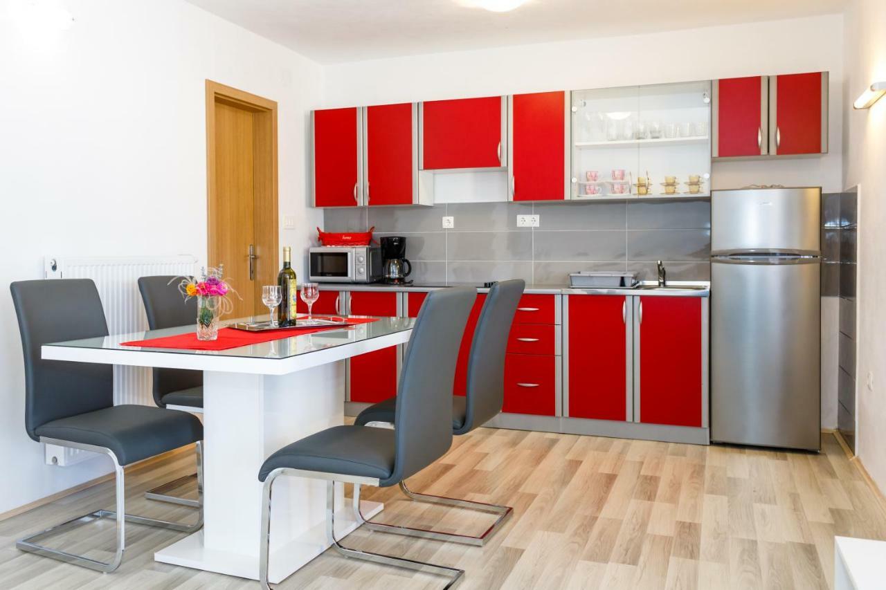 Apartman Dobrila Vrh  Exterior foto